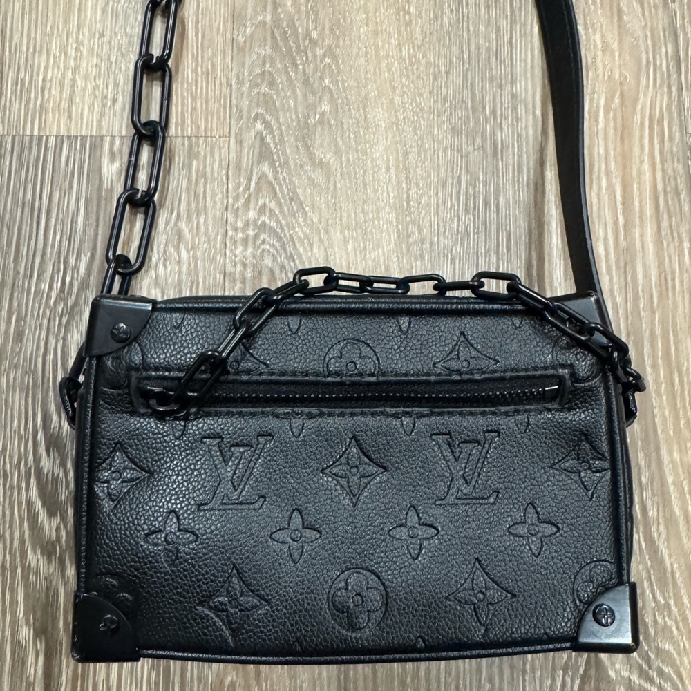 Louis Vuitton x Virgil Abloh Cross Body Bag - Picture 3 of 9